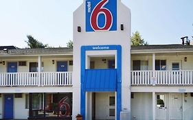 Nashua Motel 6